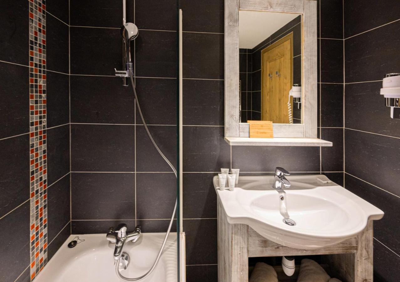 Hotel L'Aiguille Percee Тин Екстериор снимка