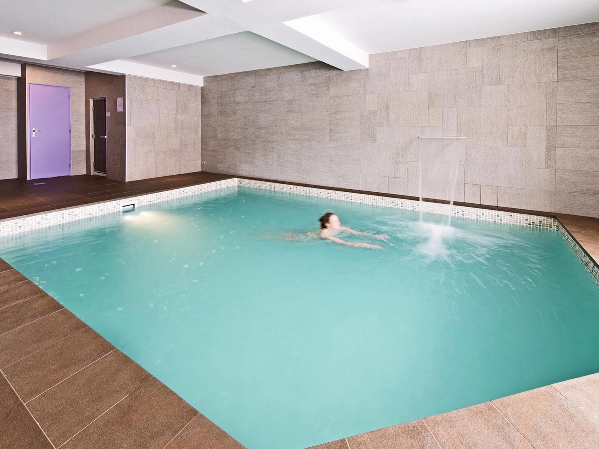 Hotel L'Aiguille Percee Тин Екстериор снимка