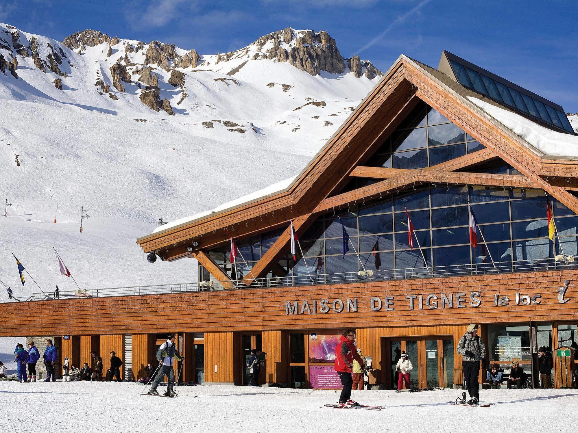 Hotel L'Aiguille Percee Тин Екстериор снимка